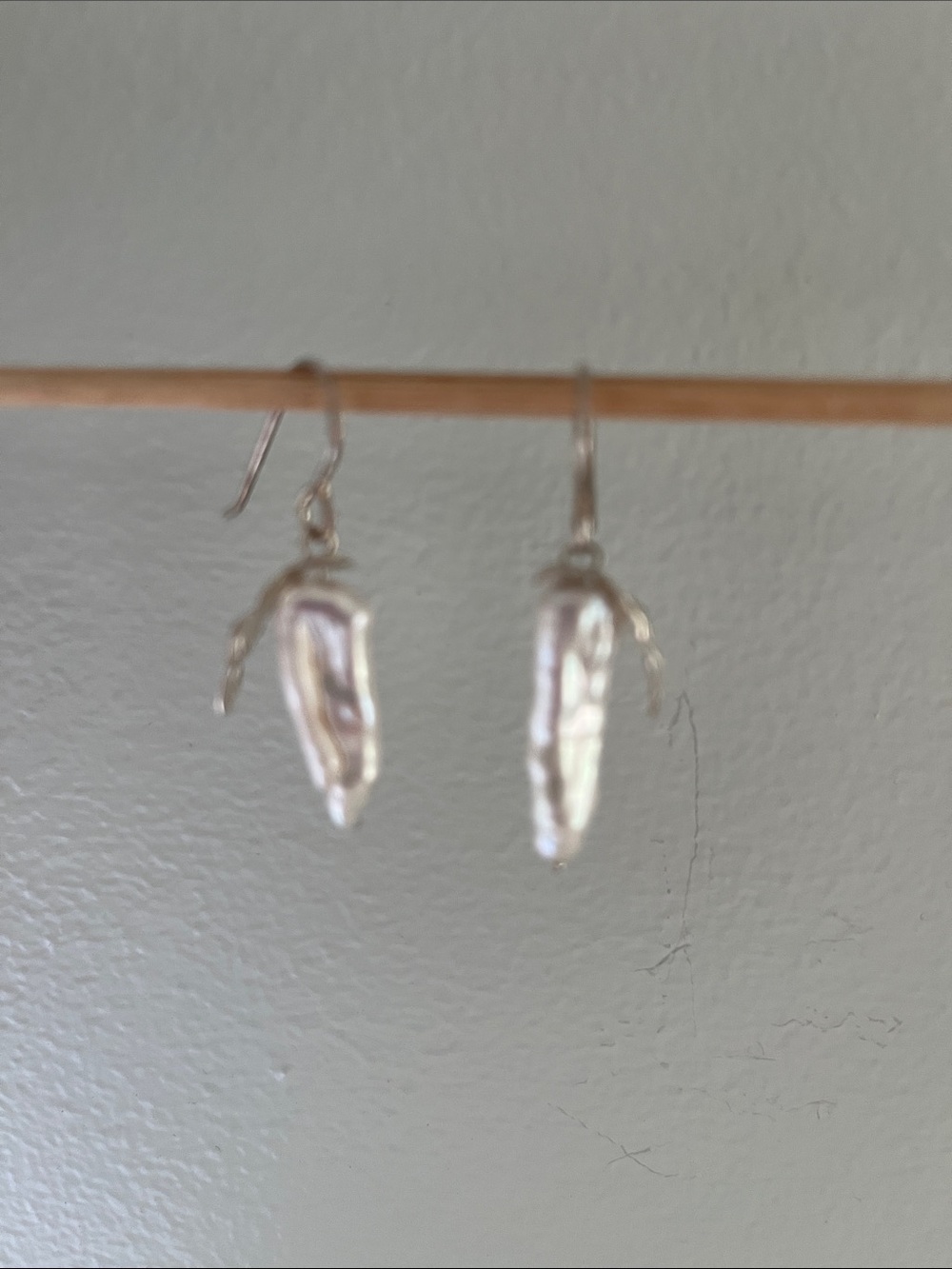 Freshwater Pearl Drop Earrings in Iridescent White